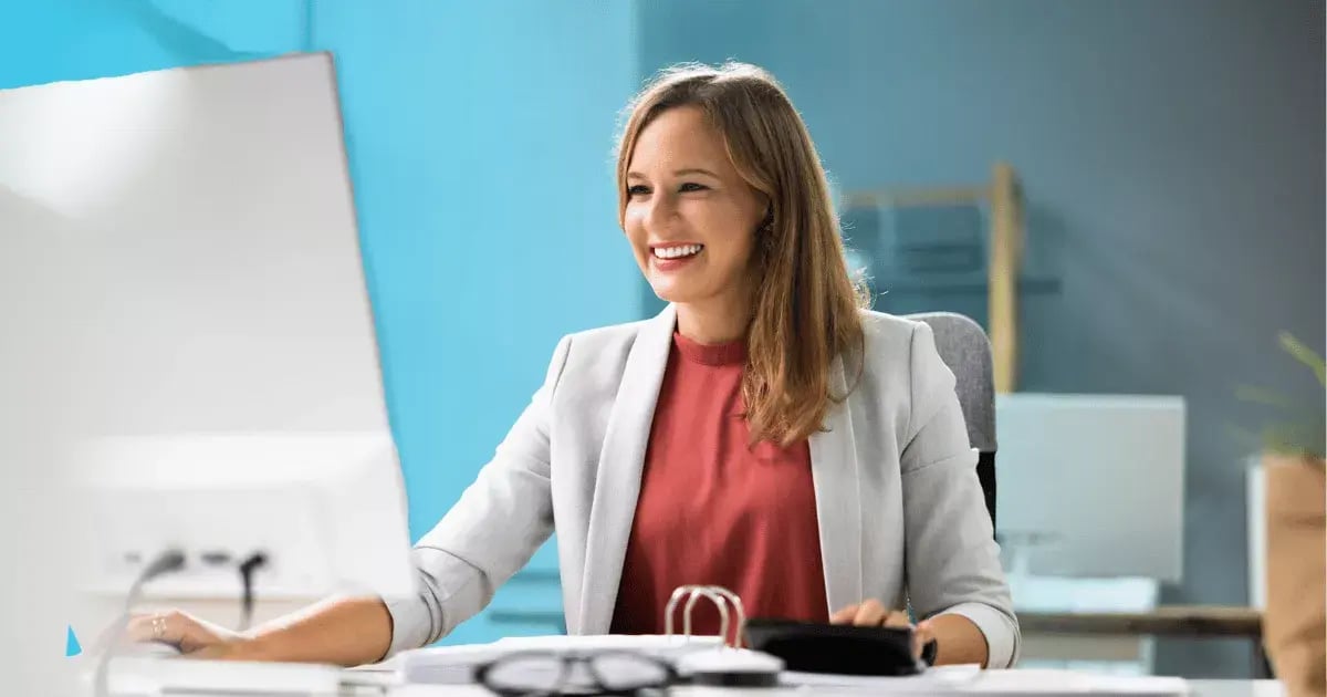 outsourced-accounting-and-finance-professionals-fractional-cfos-1200x630-68f5117948fc8 (1)